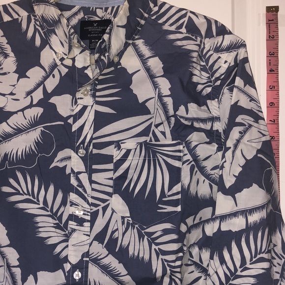 AEO BUTTON DOWN SHIRT - Picture 3 of 7